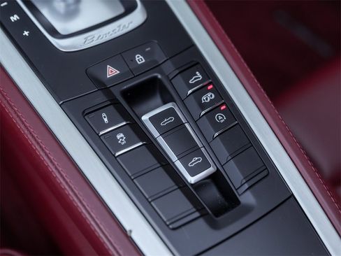 Certified 2021 Porsche 718 Boxster image 29