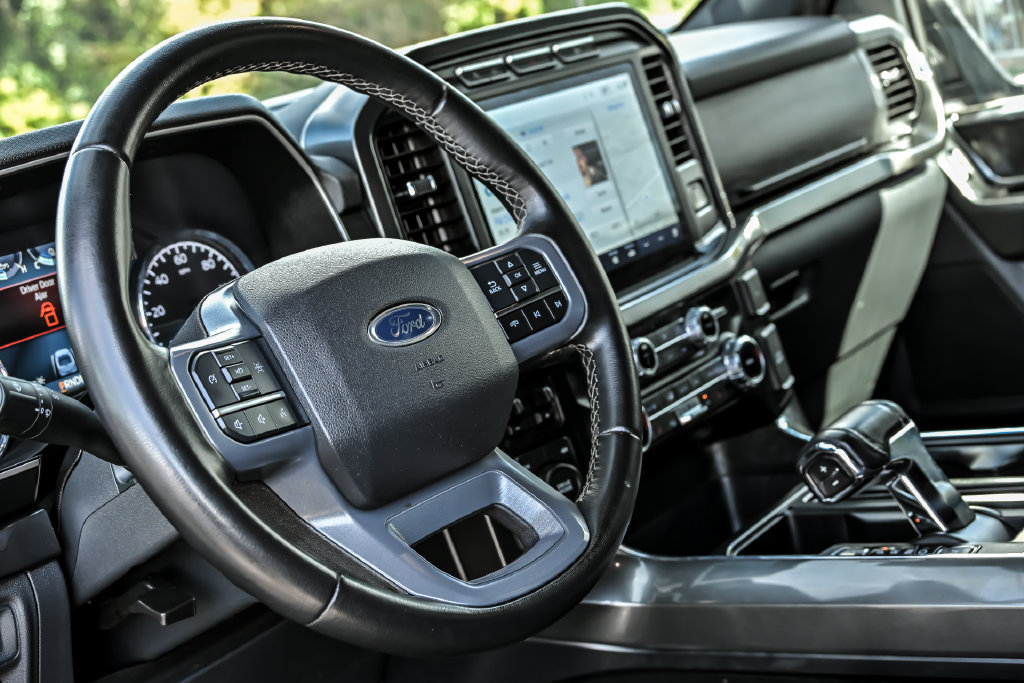 Certified 2023 Ford F150 XLT w/ Equipment Group 302A High AWD/4WD image 15