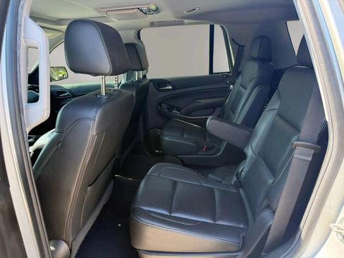 Used 2019 GMC Yukon SLT w/ Open Road Package RWD image 17