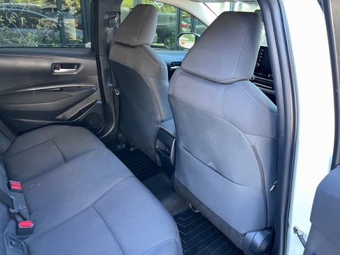 Used 2020 Toyota Corolla LE w/ Carpet Mat Package (TMS) image 19