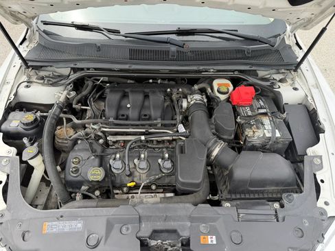 Used 2017 Ford Taurus SEL w/ Equipment Group 201A FWD image 26