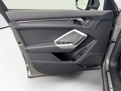New 2025 Audi Q3 2.0T Premium image 22