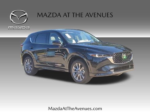 New 2025 MAZDA CX-5 AWD 2.5 S w/ Premium Plus Pkg image 3