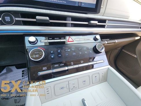 Used 2025 Hyundai Santa Fe Calligraphy image 32