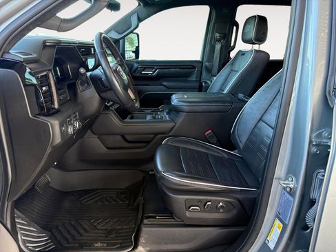 Used 2024 GMC Sierra 2500 AT4X w/ AT4X AEV Edition image 21