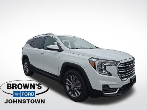 Used 2023 GMC Terrain SLT image 1