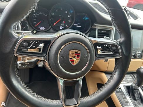 Used 2018 Porsche Macan AWD/4WD image 7