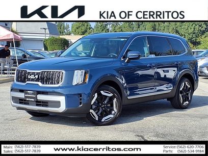 Certified 2025 Kia Telluride EX w/ EX Captain's Chair Package
