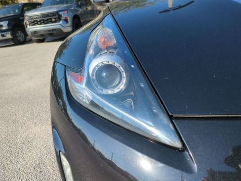 Used 2020 Nissan 370Z Touring Sport image 10