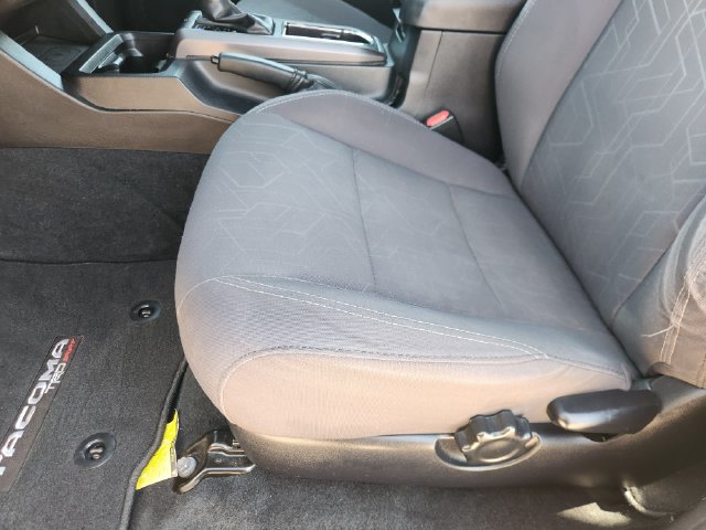 Certified 2017 Toyota Tacoma TRD Sport w/ Tow Package RWD image 23