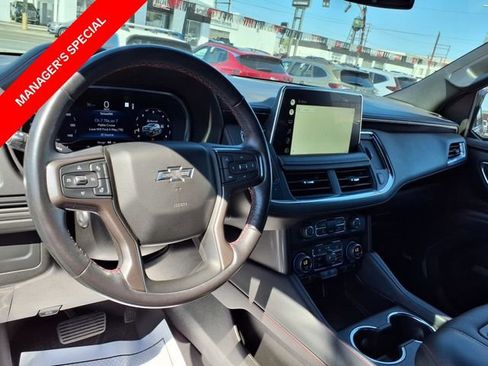 Used 2022 Chevrolet Suburban RST w/ Luxury Package image 10