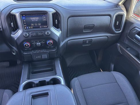 Used 2021 Chevrolet Silverado 1500 LT Trail Boss w/ Bed Protection Package image 32