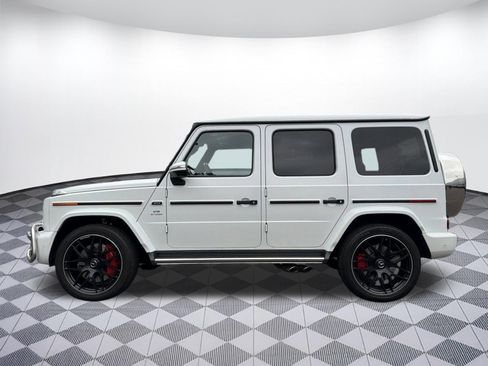 Used 2024 Mercedes-Benz G 63 AMG 4MATIC image 2