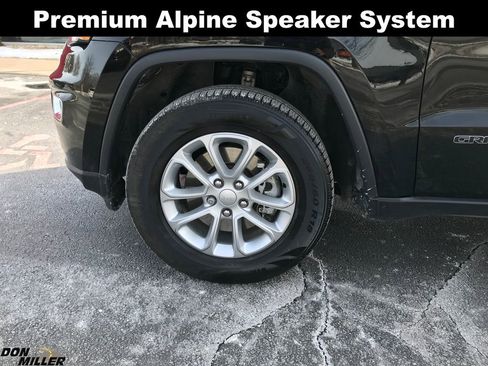 Certified 2021 Jeep Grand Cherokee Laredo X image 9