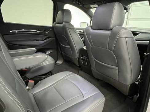 Used 2024 Buick Enclave Premium image 57
