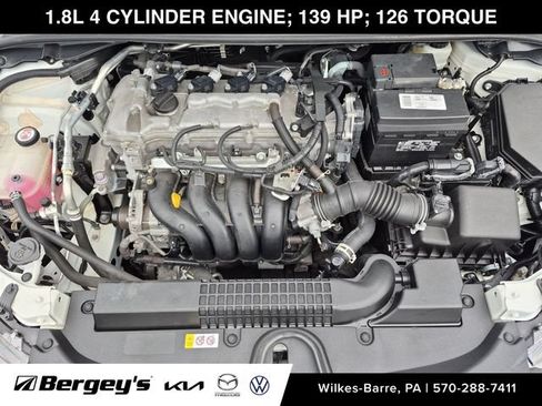 Used 2021 Toyota Corolla LE w/ Carpet Mat Package (TMS) FWD image 29