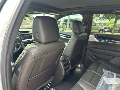 New 2026 Cadillac XT5 Premium Luxury w/ LPO, ONYX Package FWD image 20