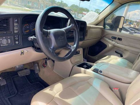 Used 2001 Chevrolet Silverado 2500 LT w/ Snow Plow Prep Pkg image 16