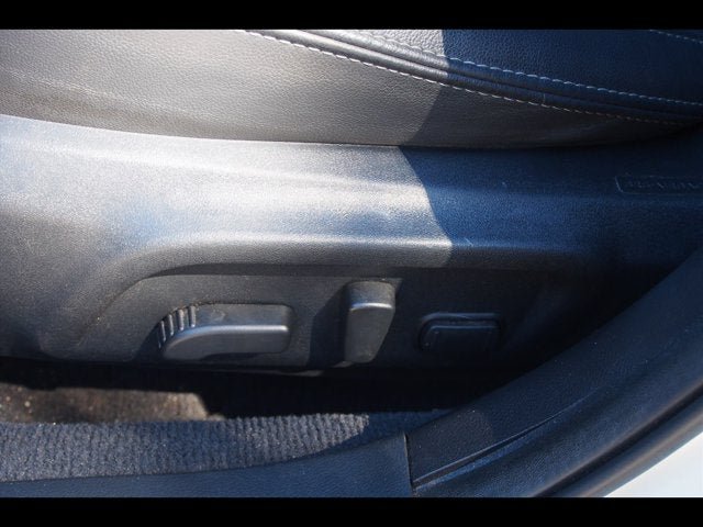 Used 2017 Subaru Outback 2.5i Limited AWD/4WD image 19