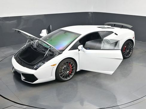 Used 2014 Lamborghini Gallardo LP 550-2 image 20