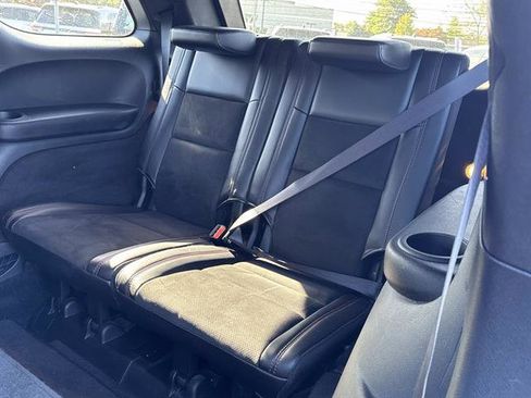 Used 2022 Dodge Durango R/T w/ Blacktop Package image 8
