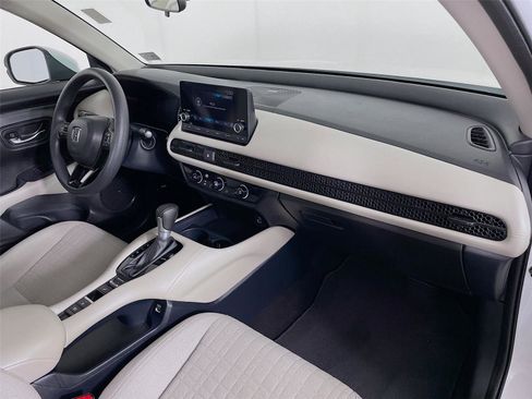 Used 2023 Honda HR-V LX image 29