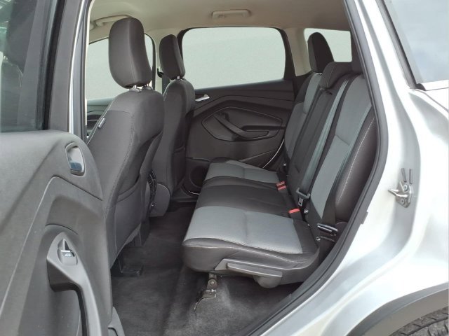Used 2019 Ford Escape SE FWD image 22