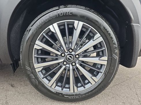 New 2026 Nissan Pathfinder Platinum FWD image 38