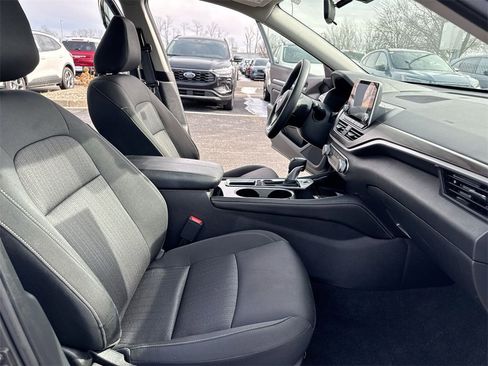 Used 2023 Nissan Altima 2.5 SV image 21