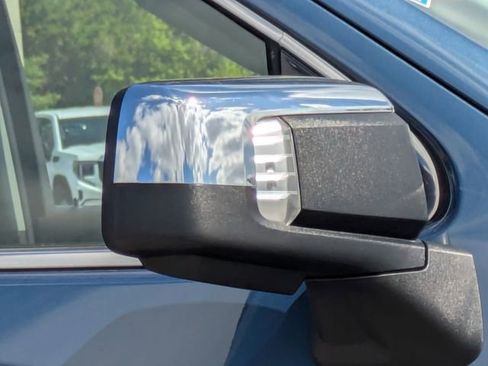 Used 2024 GMC Sierra 1500 SLT image 13