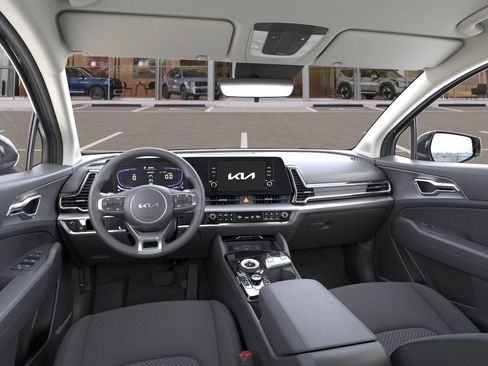 New 2025 Kia Sportage LX image 14