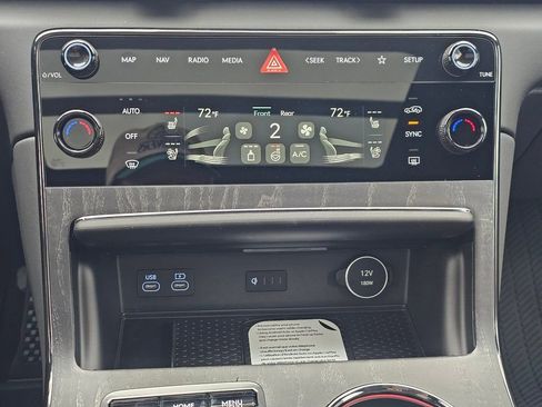 New 2026 Genesis GV80 3.5T Prestige image 16