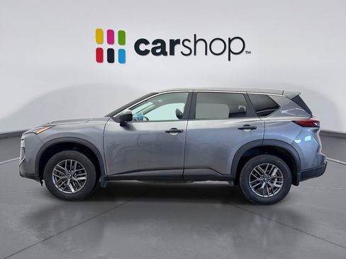 Used 2024 Nissan Rogue S image 2