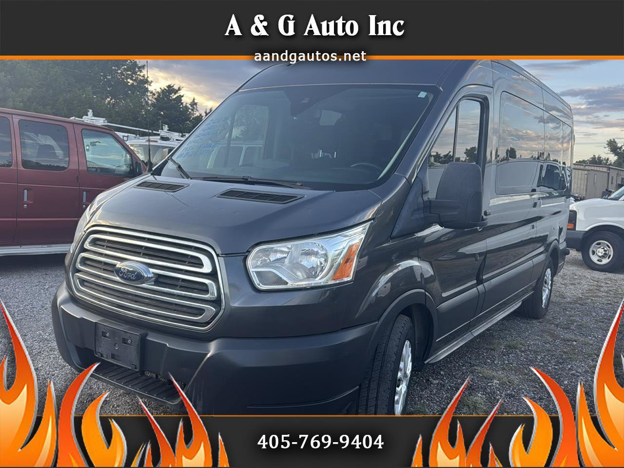 Used 2017 Ford Transit 350 XLT RWD image 1
