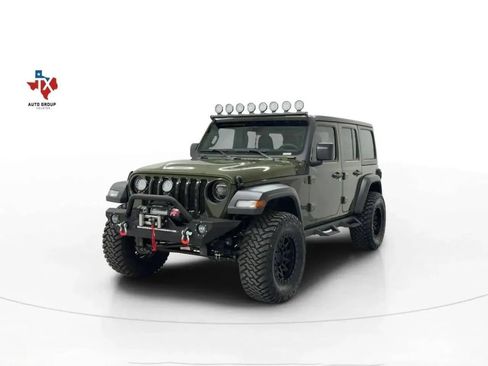 Used 2024 Jeep Wrangler Unlimited Sport AWD/4WD image 5