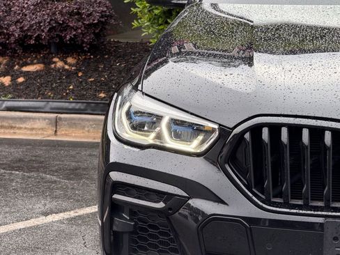 Used 2022 BMW X6 xDrive40i w/ Executive Package AWD/4WD image 4