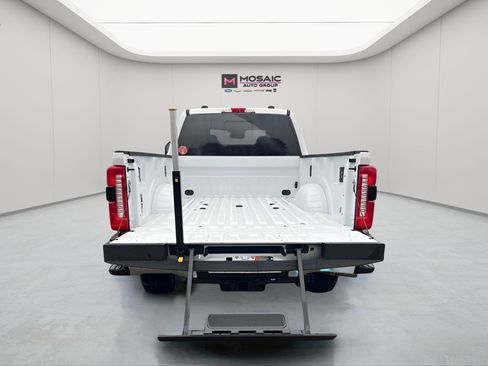 New 2026 Ford F350 Lariat w/ Lariat Premium Package image 8