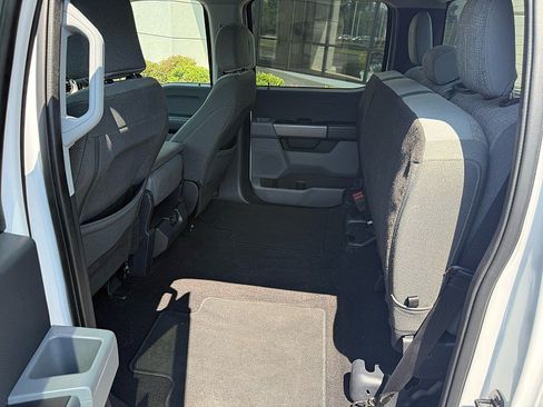 Used 2023 Ford F150 XLT RWD image 12