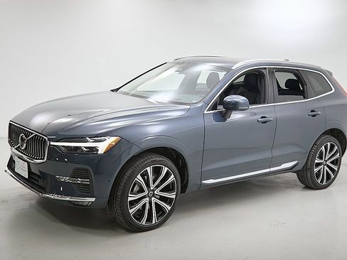 Certified 2023 Volvo XC60 B5 Ultimate image 6