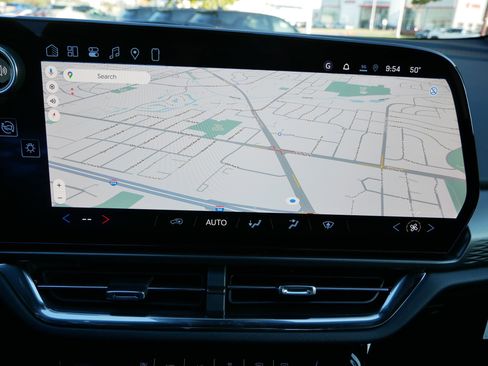 New 2026 Chevrolet Equinox EV LT image 7