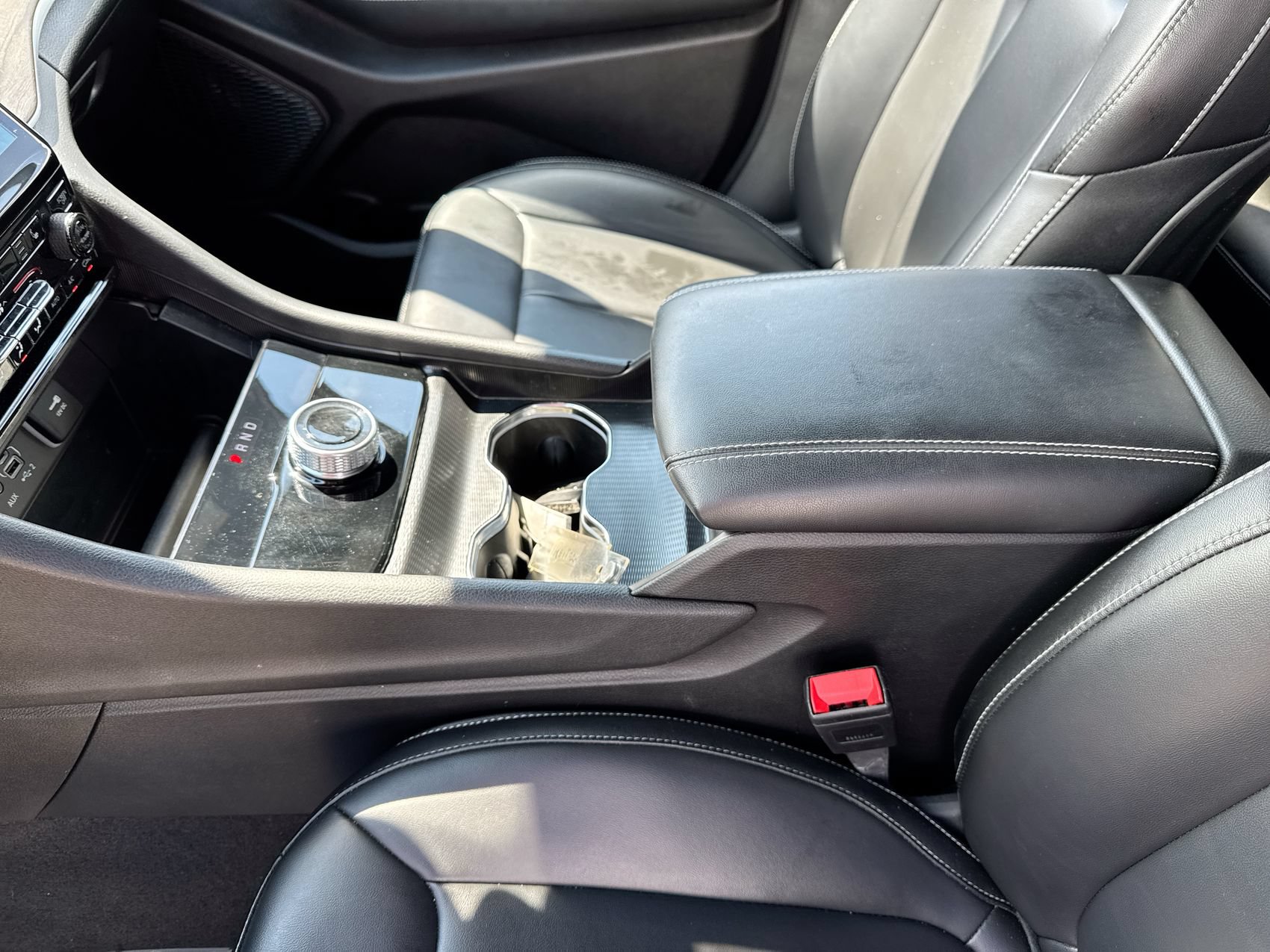 Used 2025 Jeep Grand Cherokee Limited RWD image 21