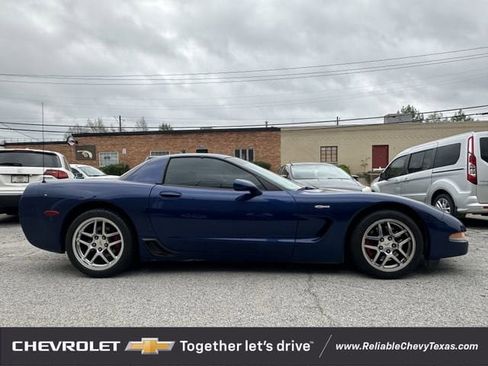 Used 2004 Chevrolet Corvette Z06 w/ Z06 Preferred Equipment Group image 2