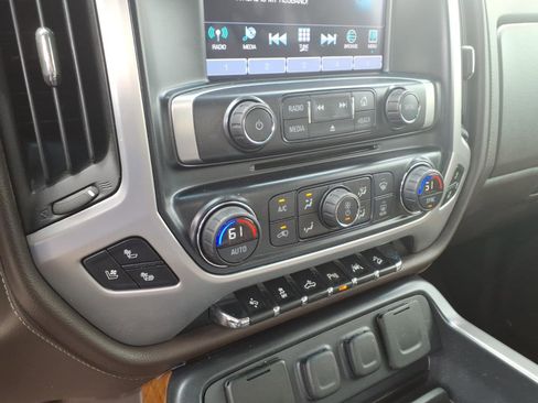 Used 2017 GMC Sierra 1500 SLT AWD/4WD image 13
