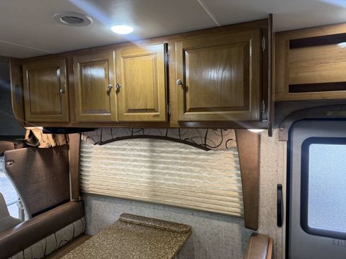 Used 2017 Ford E-450 and Econoline 450 Super Duty w/ Motorhome Prep Package RWD image 48