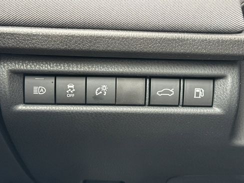 New 2025 Toyota Camry LE w/ Convenience Package FWD image 29