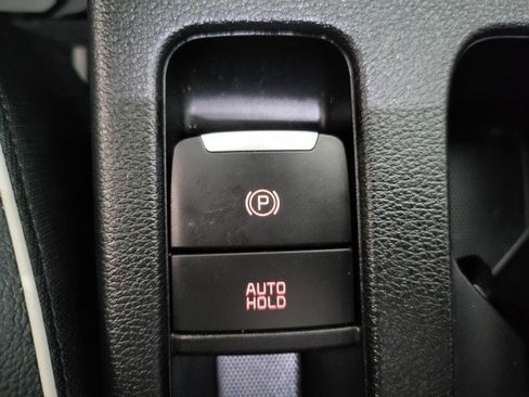 Used 2024 Kia Forte GT-Line w/ GT-Line Premium Package FWD image 28