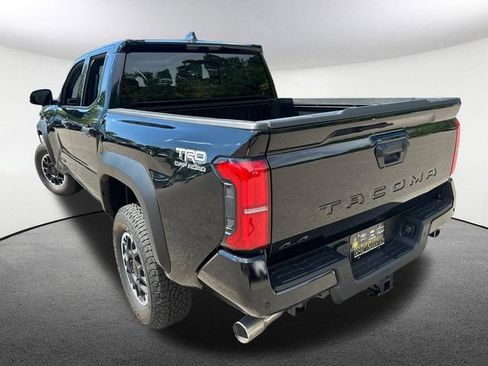 New 2026 Toyota Tacoma TRD Off-Road w/ TRD Off Road Upgrade Package AWD/4WD image 7
