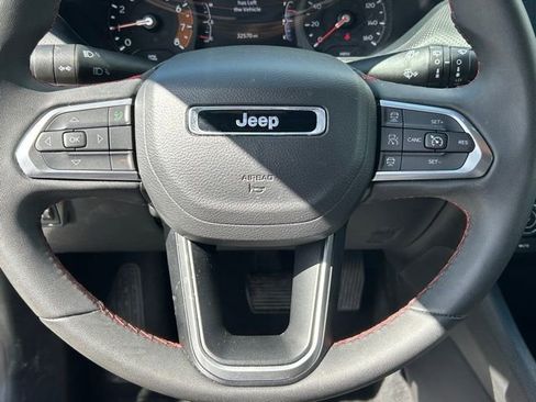 Certified 2025 Jeep Compass Trailhawk AWD/4WD image 36