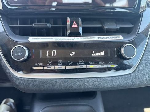 Used 2024 Toyota Corolla LE FWD image 19