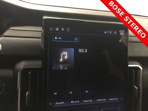 Used 2025 GMC Acadia Elevation image 23